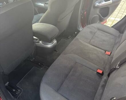 Красный Ниссан Жук, объемом двигателя 1.6 л и пробегом 99 тыс. км за 9887 $, фото 26 на Automoto.ua