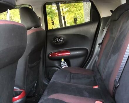 Красный Ниссан Жук, объемом двигателя 1.62 л и пробегом 131 тыс. км за 9900 $, фото 10 на Automoto.ua