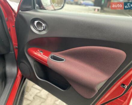 Красный Ниссан Жук, объемом двигателя 1.6 л и пробегом 119 тыс. км за 11000 $, фото 28 на Automoto.ua