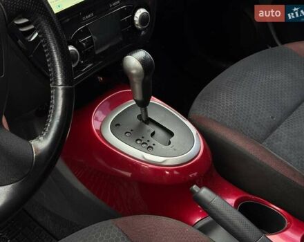 Красный Ниссан Жук, объемом двигателя 1.62 л и пробегом 130 тыс. км за 9999 $, фото 19 на Automoto.ua