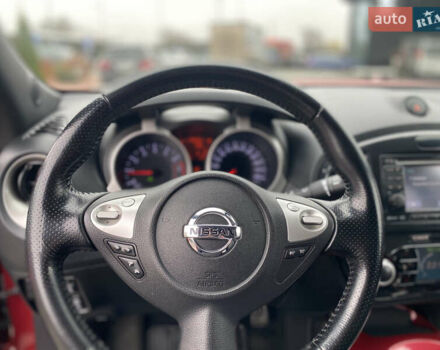 Красный Ниссан Жук, объемом двигателя 1.6 л и пробегом 119 тыс. км за 11000 $, фото 19 на Automoto.ua