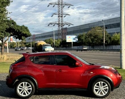 Красный Ниссан Жук, объемом двигателя 1.6 л и пробегом 90 тыс. км за 7999 $, фото 3 на Automoto.ua