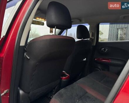 Красный Ниссан Жук, объемом двигателя 1.62 л и пробегом 130 тыс. км за 9999 $, фото 26 на Automoto.ua