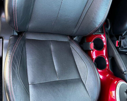 Красный Ниссан Жук, объемом двигателя 1.6 л и пробегом 119 тыс. км за 11700 $, фото 17 на Automoto.ua