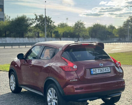 Красный Ниссан Жук, объемом двигателя 1.6 л и пробегом 144 тыс. км за 7899 $, фото 4 на Automoto.ua