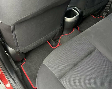 Красный Ниссан Жук, объемом двигателя 1.6 л и пробегом 199 тыс. км за 9800 $, фото 11 на Automoto.ua