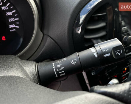 Красный Ниссан Жук, объемом двигателя 1.6 л и пробегом 209 тыс. км за 10900 $, фото 15 на Automoto.ua