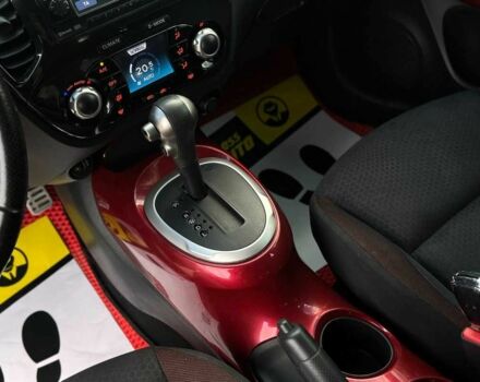 Красный Ниссан Жук, объемом двигателя 1.6 л и пробегом 209 тыс. км за 10900 $, фото 12 на Automoto.ua