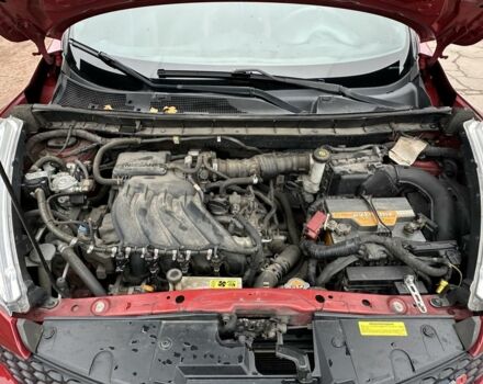 Красный Ниссан Жук, объемом двигателя 1.6 л и пробегом 214 тыс. км за 9000 $, фото 7 на Automoto.ua