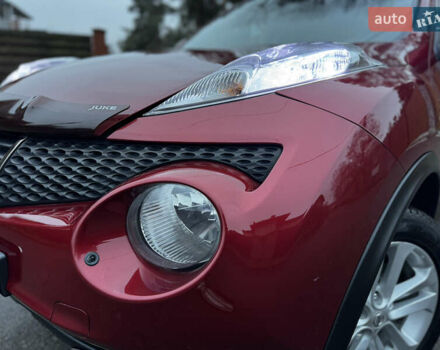 Червоний Ніссан Жук, об'ємом двигуна 1.6 л та пробігом 97 тис. км за 10750 $, фото 28 на Automoto.ua