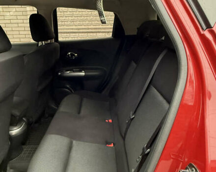 Красный Ниссан Жук, объемом двигателя 1.6 л и пробегом 93 тыс. км за 11000 $, фото 8 на Automoto.ua