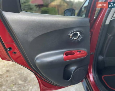 Красный Ниссан Жук, объемом двигателя 1.5 л и пробегом 197 тыс. км за 8950 $, фото 30 на Automoto.ua