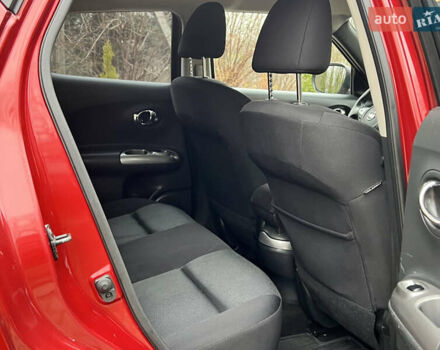 Червоний Ніссан Жук, об'ємом двигуна 1.6 л та пробігом 98 тис. км за 10999 $, фото 48 на Automoto.ua