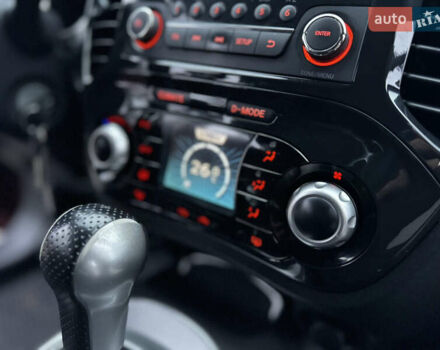 Червоний Ніссан Жук, об'ємом двигуна 1.6 л та пробігом 97 тис. км за 10750 $, фото 46 на Automoto.ua