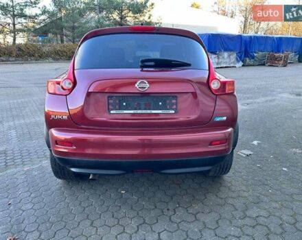 Красный Ниссан Жук, объемом двигателя 1.5 л и пробегом 155 тыс. км за 9800 $, фото 3 на Automoto.ua