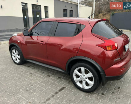Красный Ниссан Жук, объемом двигателя 1.6 л и пробегом 199 тыс. км за 9800 $, фото 2 на Automoto.ua
