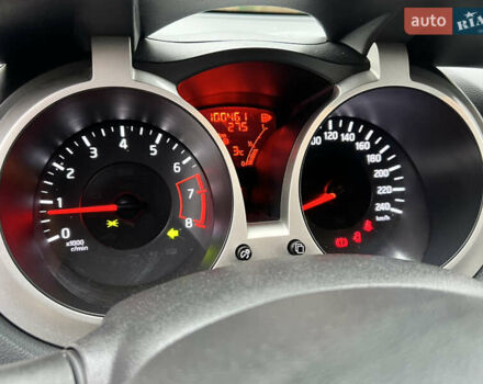 Червоний Ніссан Жук, об'ємом двигуна 1.6 л та пробігом 98 тис. км за 10999 $, фото 52 на Automoto.ua