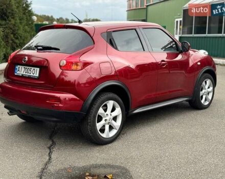 Червоний Ніссан Жук, об'ємом двигуна 1.6 л та пробігом 126 тис. км за 9200 $, фото 4 на Automoto.ua