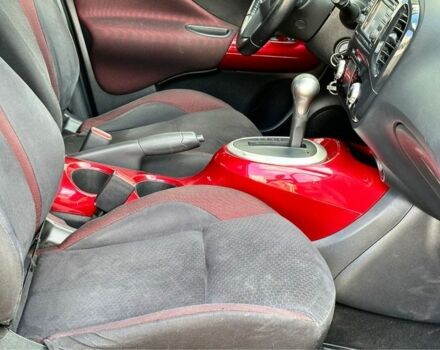 Красный Ниссан Жук, объемом двигателя 1.6 л и пробегом 123 тыс. км за 9000 $, фото 11 на Automoto.ua