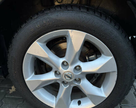 Красный Ниссан Жук, объемом двигателя 1.6 л и пробегом 96 тыс. км за 11200 $, фото 10 на Automoto.ua