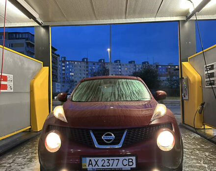 Красный Ниссан Жук, объемом двигателя 1.6 л и пробегом 181 тыс. км за 10499 $, фото 4 на Automoto.ua