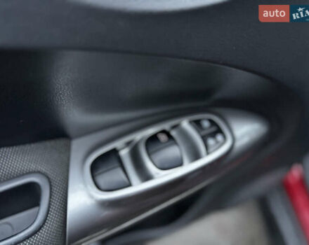 Червоний Ніссан Жук, об'ємом двигуна 1.6 л та пробігом 97 тис. км за 10750 $, фото 50 на Automoto.ua