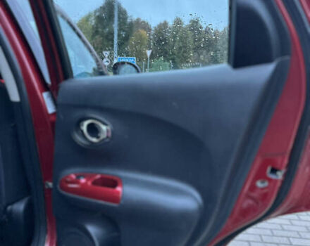 Красный Ниссан Жук, объемом двигателя 1.5 л и пробегом 239 тыс. км за 8600 $, фото 21 на Automoto.ua