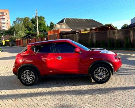 Красный Ниссан Жук, объемом двигателя 1.6 л и пробегом 95 тыс. км за 9300 $, фото 2 на Automoto.ua