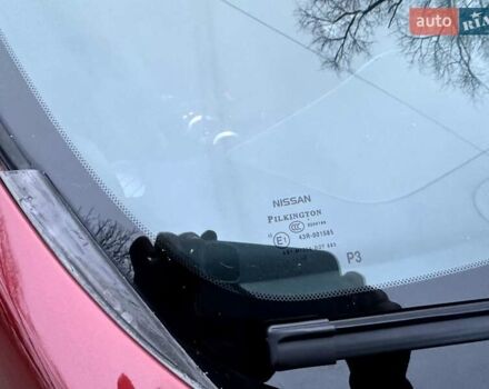 Червоний Ніссан Жук, об'ємом двигуна 1.6 л та пробігом 147 тис. км за 9999 $, фото 17 на Automoto.ua
