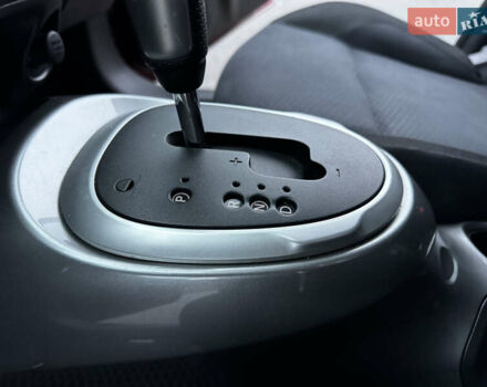 Червоний Ніссан Жук, об'ємом двигуна 1.6 л та пробігом 97 тис. км за 10750 $, фото 59 на Automoto.ua