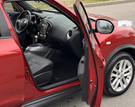 Червоний Ніссан Жук, об'ємом двигуна 1.6 л та пробігом 86 тис. км за 9999 $, фото 4 на Automoto.ua