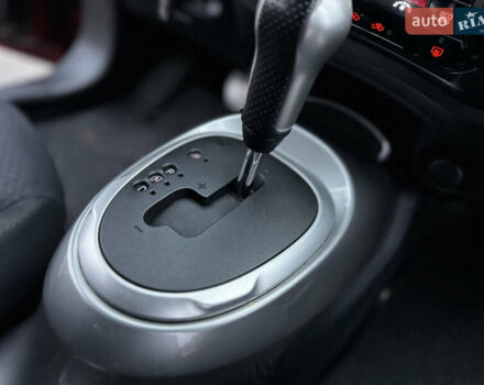 Червоний Ніссан Жук, об'ємом двигуна 1.6 л та пробігом 97 тис. км за 10750 $, фото 48 на Automoto.ua