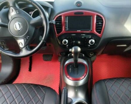 Червоний Ніссан Жук, об'ємом двигуна 1.6 л та пробігом 159 тис. км за 8900 $, фото 3 на Automoto.ua