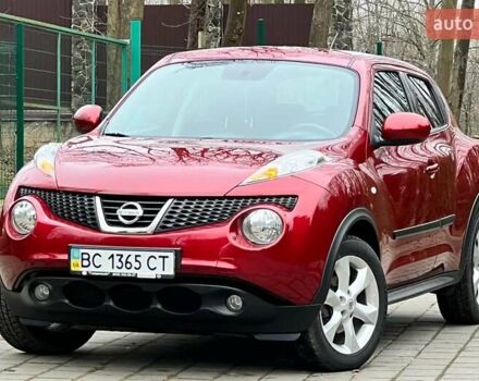 Червоний Ніссан Жук, об'ємом двигуна 1.6 л та пробігом 98 тис. км за 10999 $, фото 3 на Automoto.ua