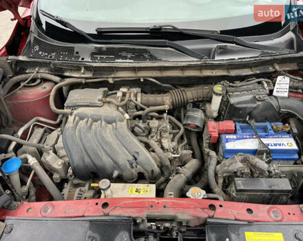 Красный Ниссан Жук, объемом двигателя 1.6 л и пробегом 199 тыс. км за 9800 $, фото 21 на Automoto.ua