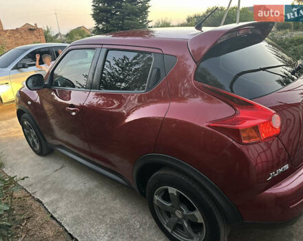 Красный Ниссан Жук, объемом двигателя 1.6 л и пробегом 168 тыс. км за 10900 $, фото 15 на Automoto.ua