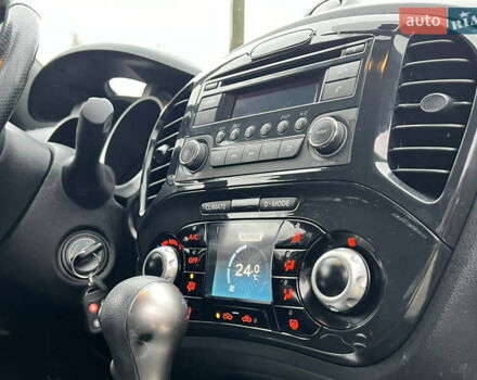 Червоний Ніссан Жук, об'ємом двигуна 1.6 л та пробігом 98 тис. км за 10999 $, фото 35 на Automoto.ua