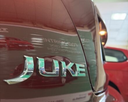 Красный Ниссан Жук, объемом двигателя 0 л и пробегом 73 тыс. км за 10800 $, фото 1 на Automoto.ua