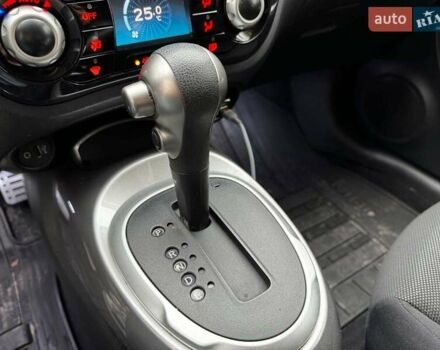 Красный Ниссан Жук, объемом двигателя 1.6 л и пробегом 131 тыс. км за 9990 $, фото 18 на Automoto.ua