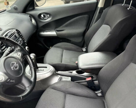 Красный Ниссан Жук, объемом двигателя 1.6 л и пробегом 130 тыс. км за 9999 $, фото 15 на Automoto.ua