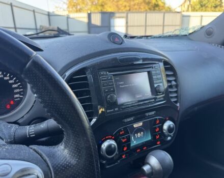 Червоний Ніссан Жук, об'ємом двигуна 1.6 л та пробігом 83 тис. км за 4600 $, фото 6 на Automoto.ua