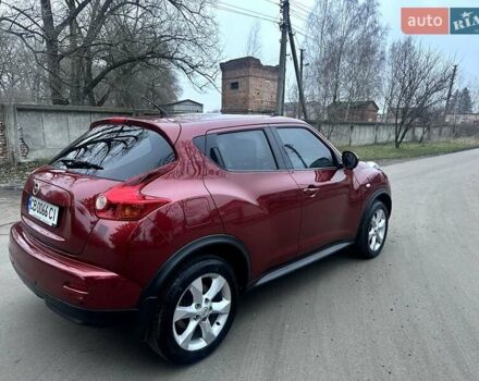 Червоний Ніссан Жук, об'ємом двигуна 1.6 л та пробігом 147 тис. км за 9999 $, фото 7 на Automoto.ua