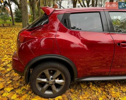 Красный Ниссан Жук, объемом двигателя 1.6 л и пробегом 131 тыс. км за 9990 $, фото 4 на Automoto.ua
