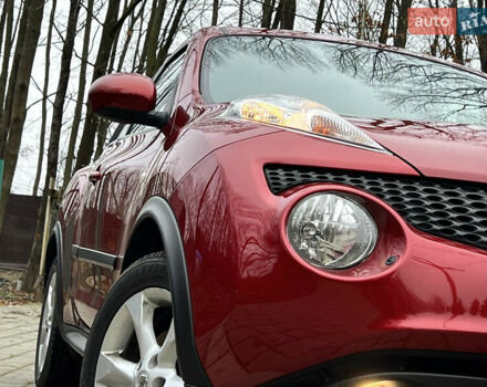 Червоний Ніссан Жук, об'ємом двигуна 1.6 л та пробігом 98 тис. км за 10999 $, фото 32 на Automoto.ua