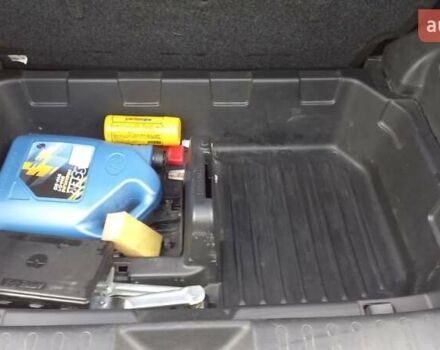 Червоний Ніссан Жук, об'ємом двигуна 1.6 л та пробігом 199 тис. км за 9700 $, фото 25 на Automoto.ua