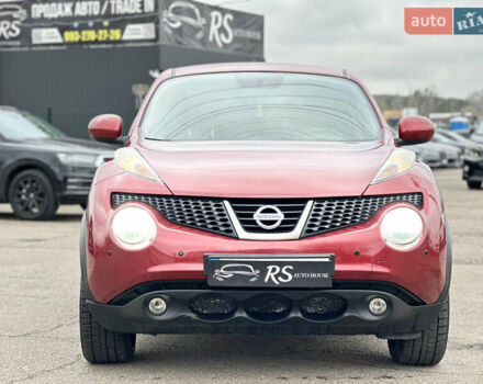 Красный Ниссан Жук, объемом двигателя 1.6 л и пробегом 130 тыс. км за 9999 $, фото 4 на Automoto.ua