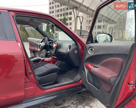 Красный Ниссан Жук, объемом двигателя 1.6 л и пробегом 147 тыс. км за 10500 $, фото 11 на Automoto.ua