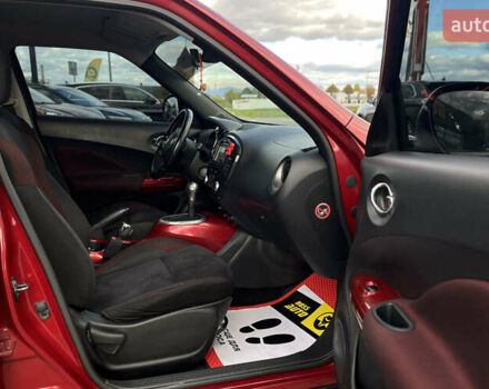 Красный Ниссан Жук, объемом двигателя 1.6 л и пробегом 209 тыс. км за 10900 $, фото 22 на Automoto.ua