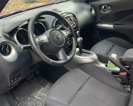 Красный Ниссан Жук, объемом двигателя 1.6 л и пробегом 98 тыс. км за 11500 $, фото 7 на Automoto.ua