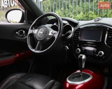 Красный Ниссан Жук, объемом двигателя 1.62 л и пробегом 154 тыс. км за 9900 $, фото 10 на Automoto.ua